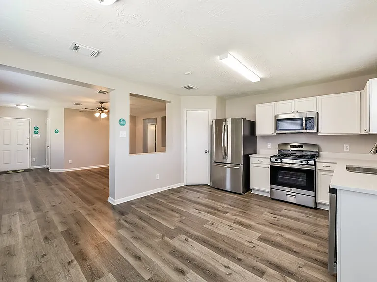 10247 Country Squire Blvd #1 — Photo 7
