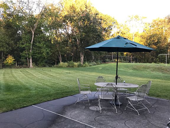 4th image of 29 Belcher Dr