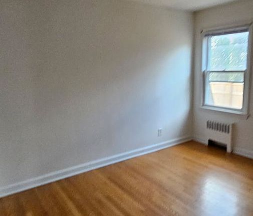 5th image of 820-834 E Henry Clay St #834-2
