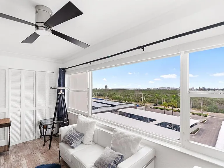1750 Benjamin Franklin Dr #6G — Photo 30