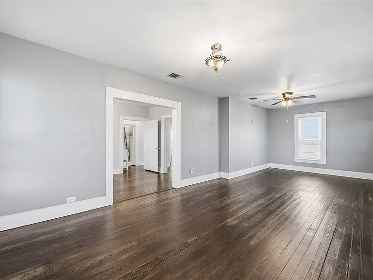 3003 School St — Photo 4