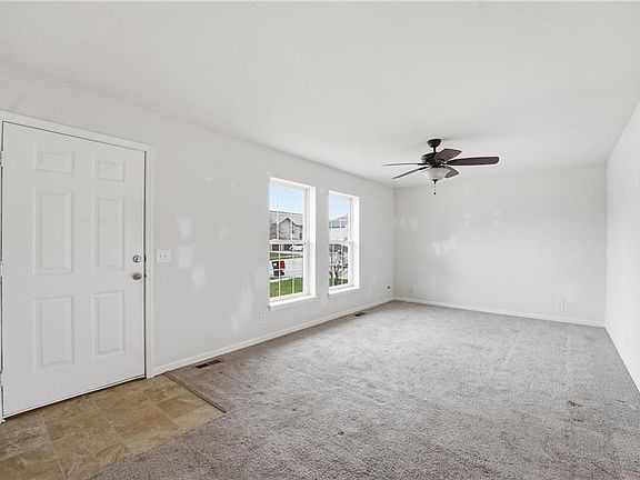 3rd image of 801 Southbrook Pkwy