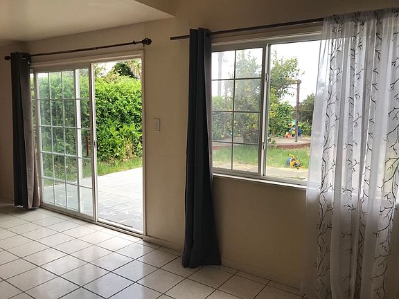 2nd image of 1831 Acapulco Dr