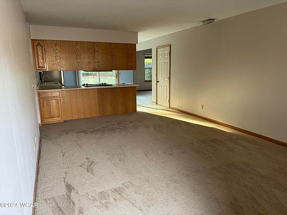 2nd image of 3873 Yale Ave