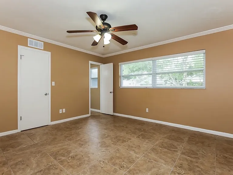 2015 W Jorome Dr — Photo 6