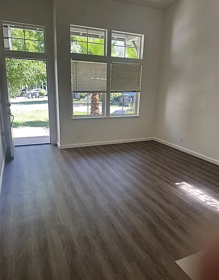 2224 Halsey Cir — Photo 14
