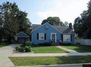 716 8th Ave N, Saint James, MN 56081