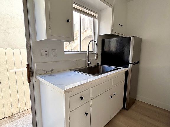 2nd image of 2105 Blossom Ln APT 1