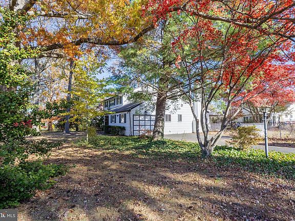 4th image of 37 Maurice Ln