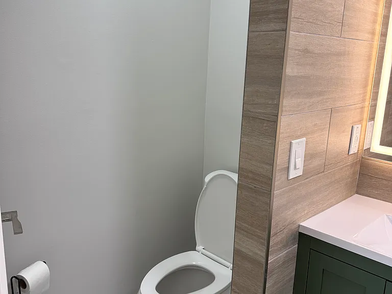 2561 Grassy Point Dr #207 — Photo 11