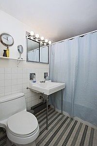 5th image of 100 W 57th St Lbby 2