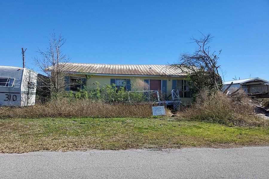 1st image of 310 Hatley Dr