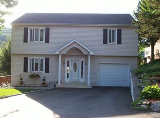 79 Putnam Rd, Cortlandt Manor, NY 10567