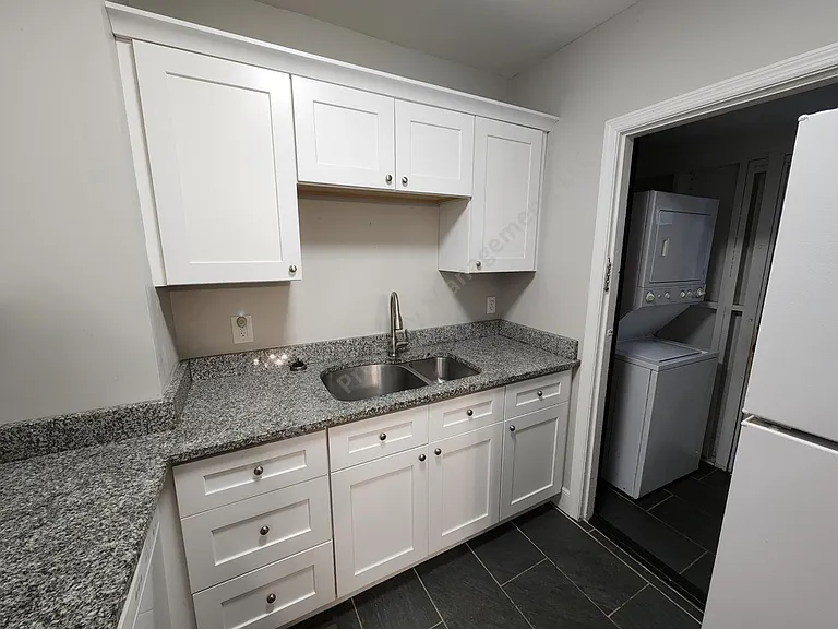 126 Pickens St — Photo 11