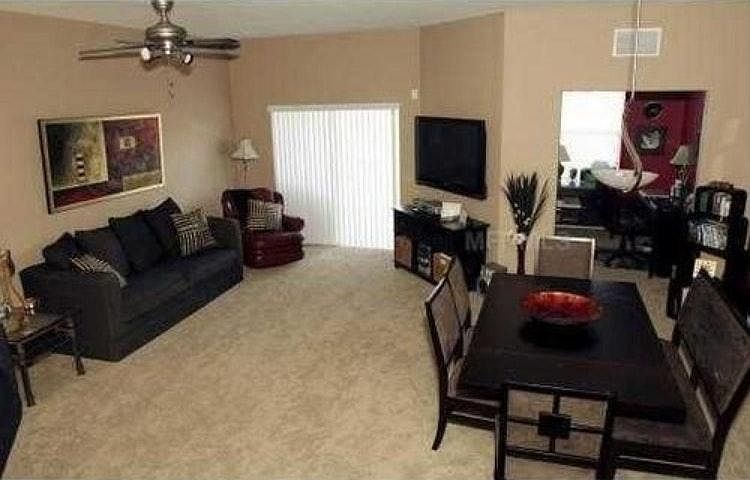 Family room/dining room