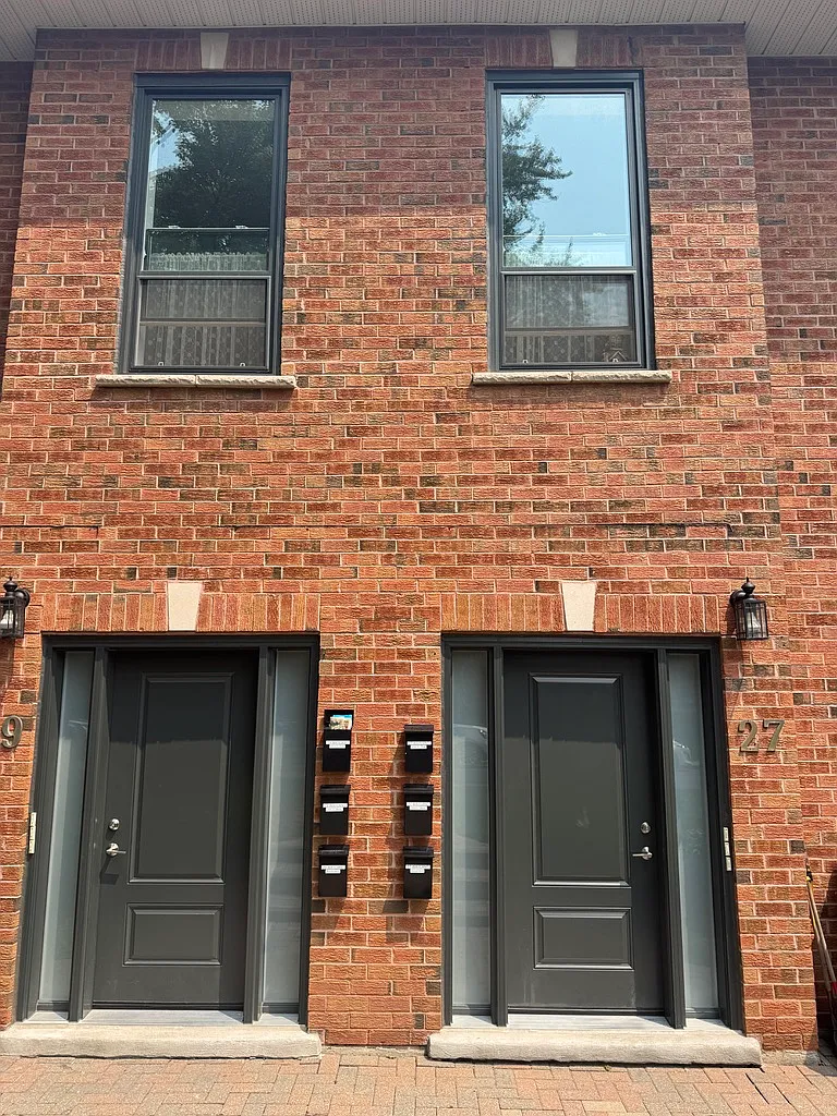2 bed, 1000 sqft, $2,150 — Photo 2