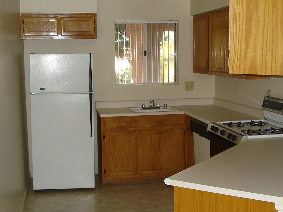 1305 E Rawhide St #2