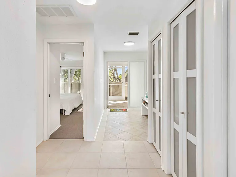 6700 Gulf Of Mexico Dr #121 — Photo 10