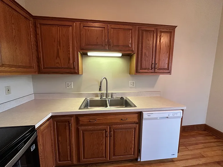 306 E Lincoln Hwy #A — Photo 14