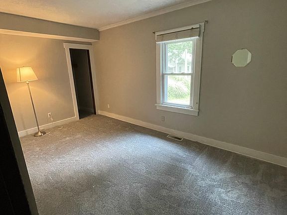 5th image of 205 N Winter St