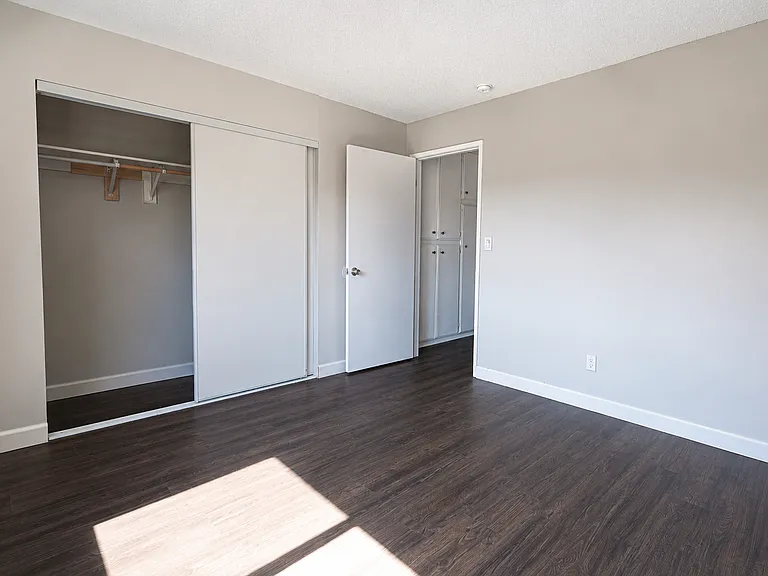 277 S Avenue 52 #2 — Photo 9