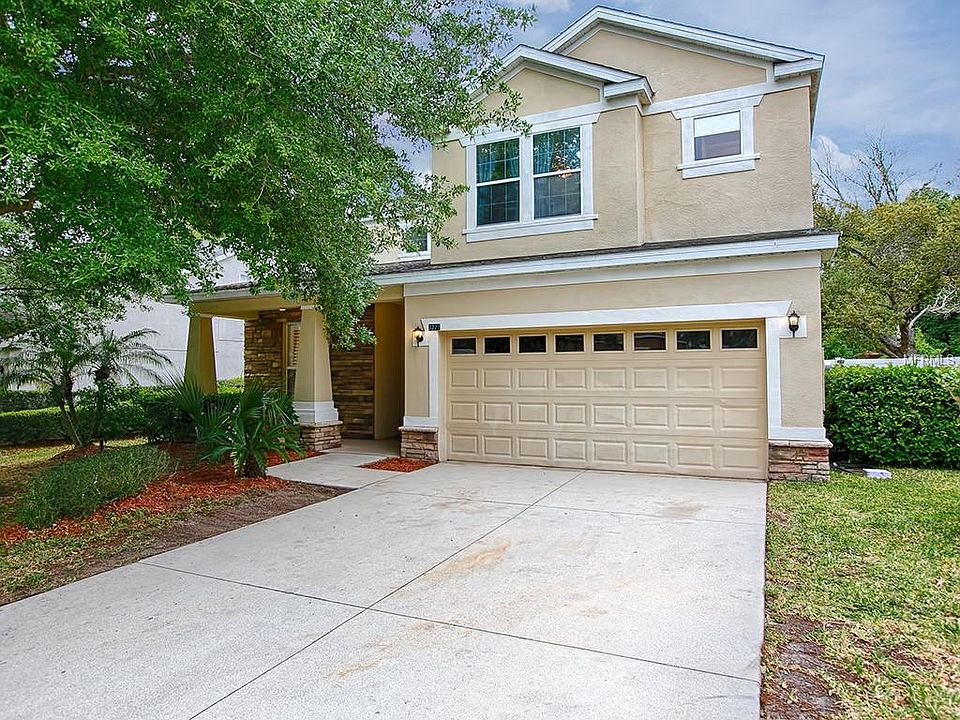 1st image of 3227 Oak Brook Ln