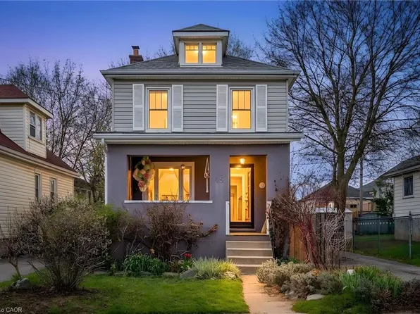 15 Waterside Ave, Cambridge, ON N1R 1E8