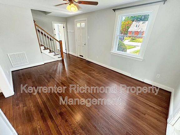 3rd image of 2127 New Berne Rd