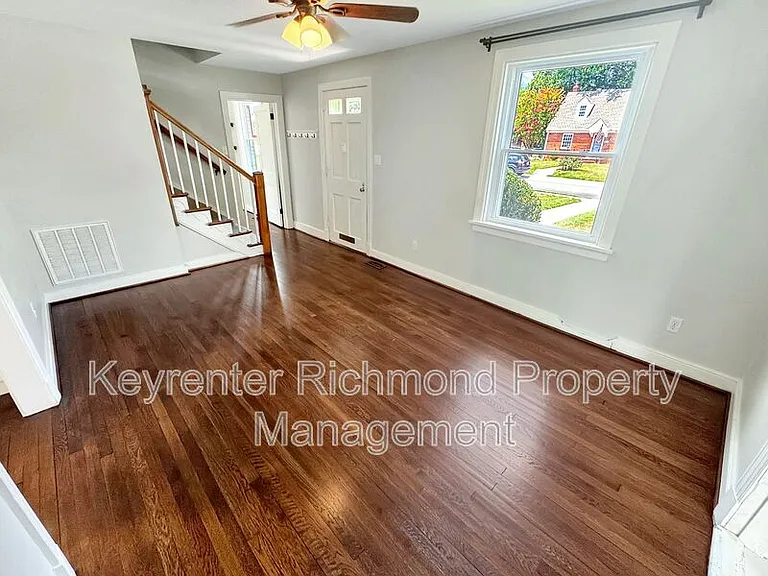 2127 New Berne Rd — Photo 3