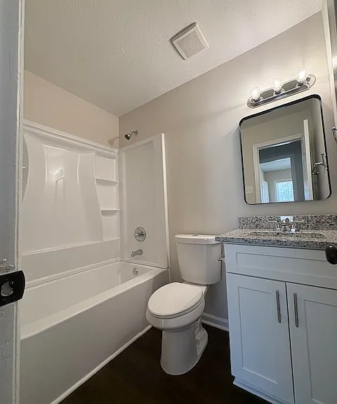 2068 Kenwood Pl SE — Photo 22