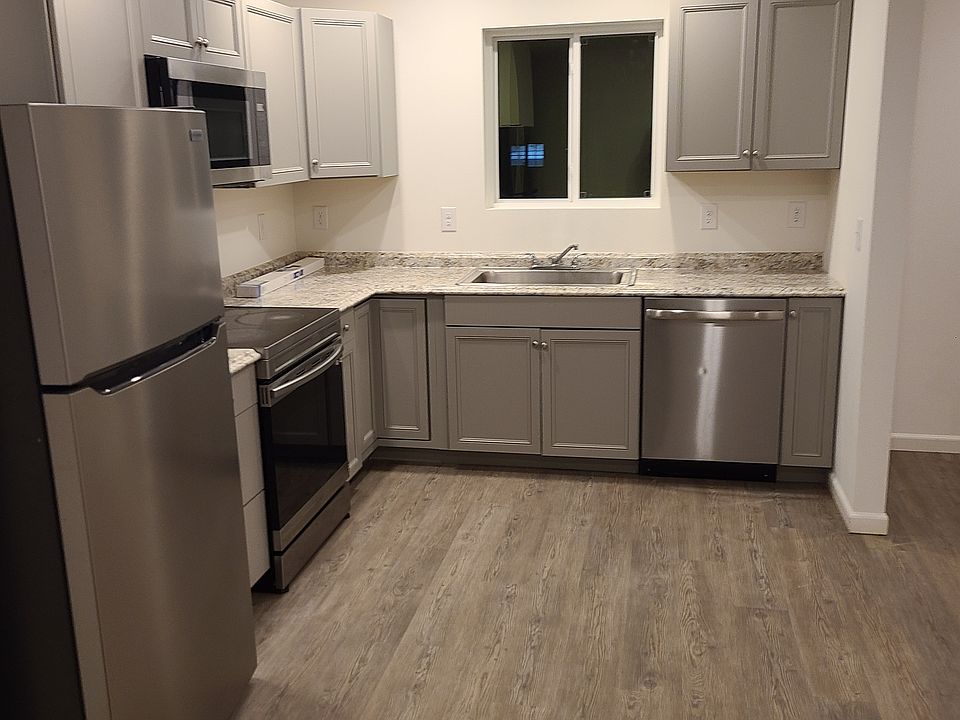 1st image of 412 S Adams Ave