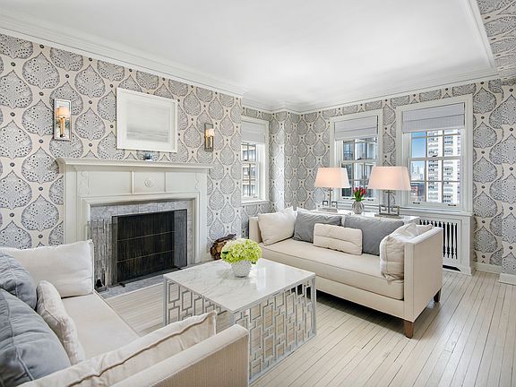 5th image of 1366 N Dearborn St #10BC
