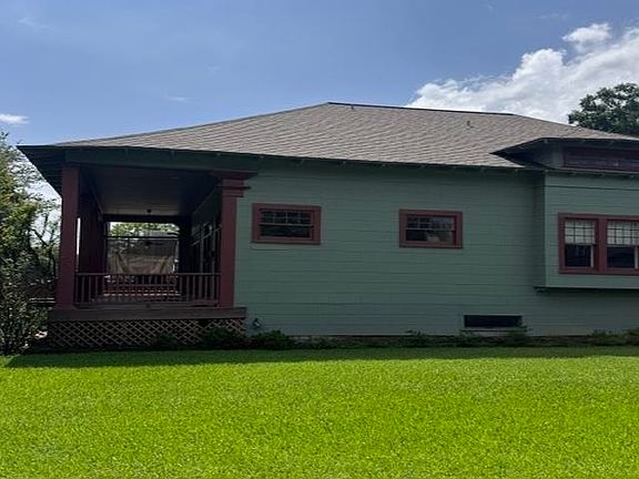 5th image of 2206 Hazel St