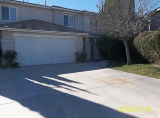 871 Saltcoats Dr, Riverside, CA 92508