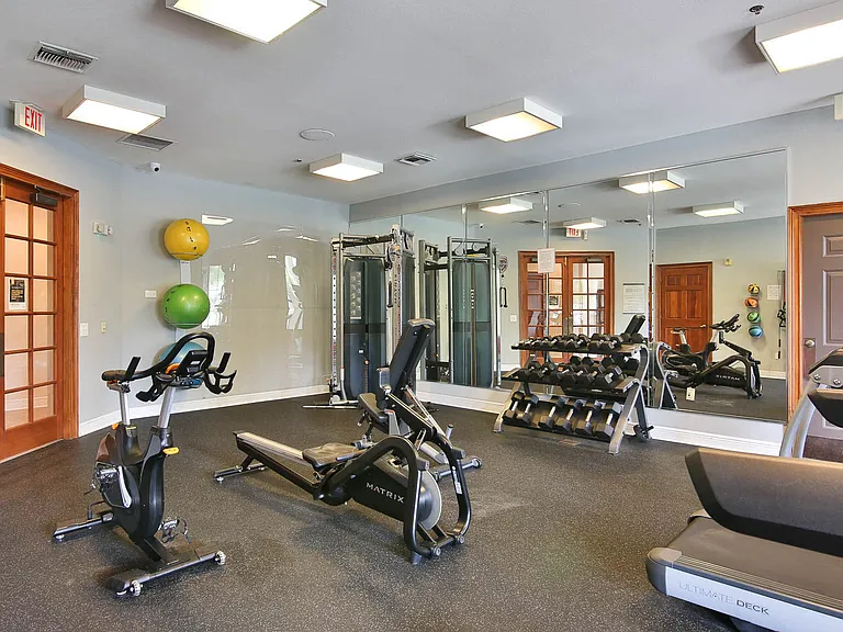 Springs at Palma Sola Apartments — Photo 21