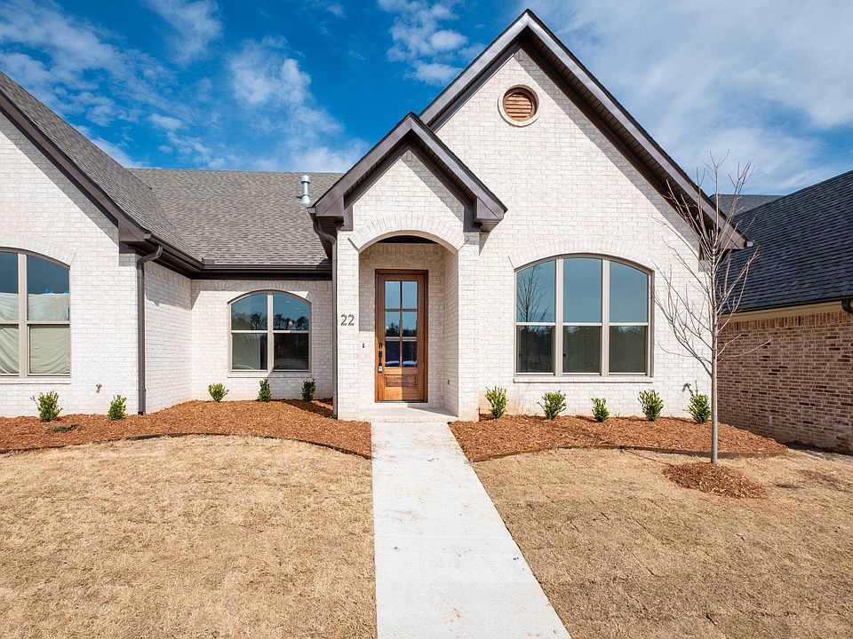 1st image of 22 Driftwood Ln