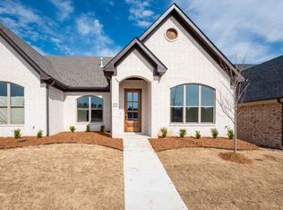 22 Driftwood Ln, Little Rock, AR 72223