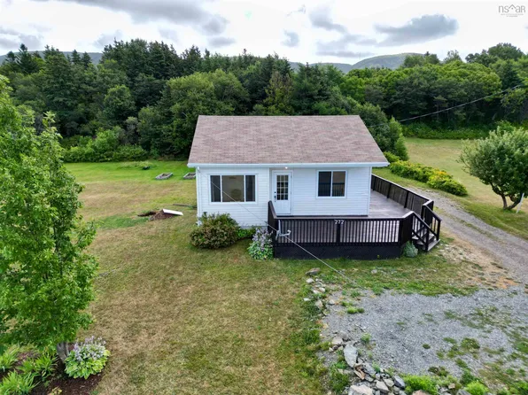 272 Cheticamp Back Rd, Inverness, NS B0E 1H0