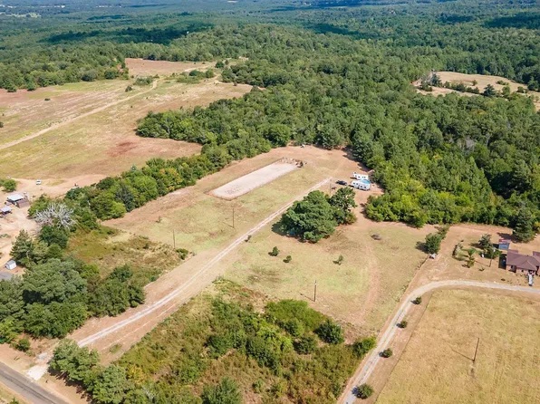 2882 County Road 3305, Jacksonville, TX 75766