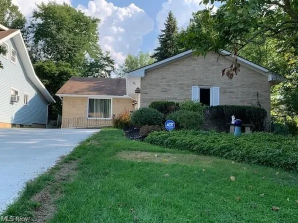 4920 Geraldine Rd, Cleveland, OH 44143