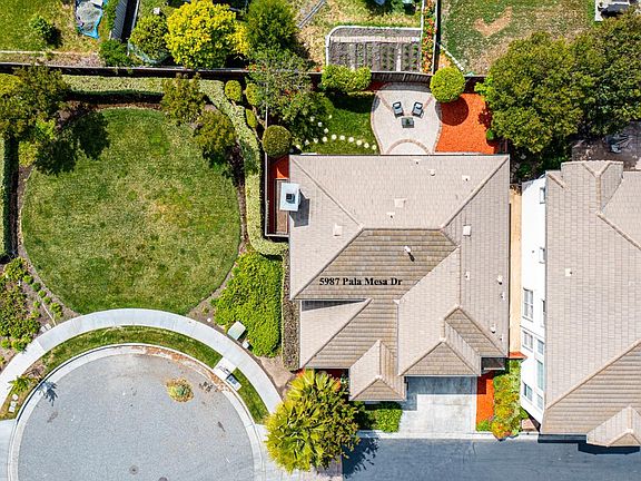 5th image of 5987 Pala Mesa Dr