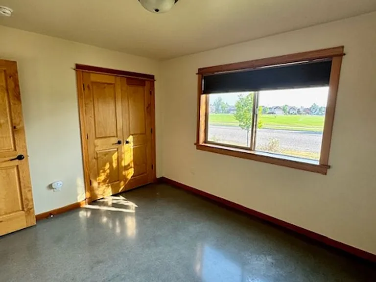 4020 Annie St — Photo 39