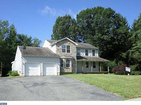 2nd image of 517 Herman Dr