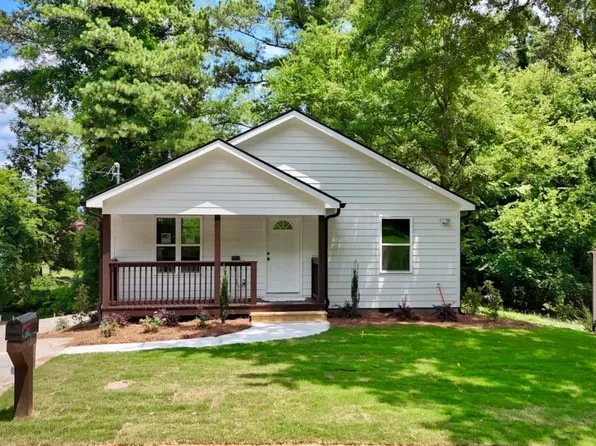 10 Roseway Cir NE, Rome, GA 30161