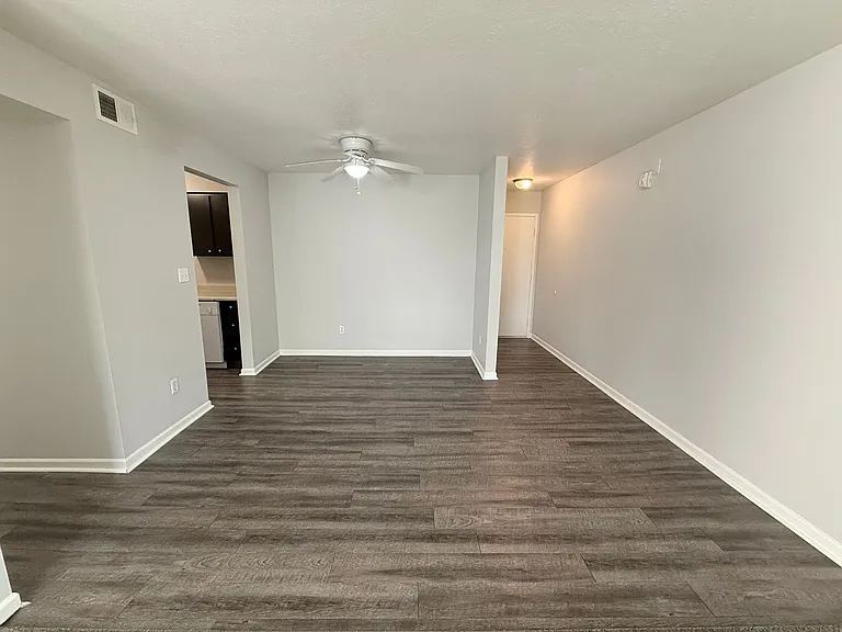 Foxfire West Apartments — Photo 109