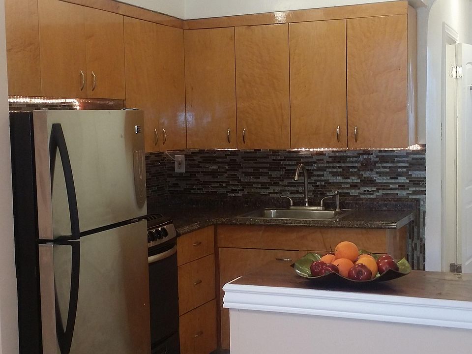 1st image of 1648 E 55th St #1