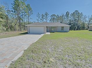 9715 N Wayland Ave, Citrus Springs, FL 34434