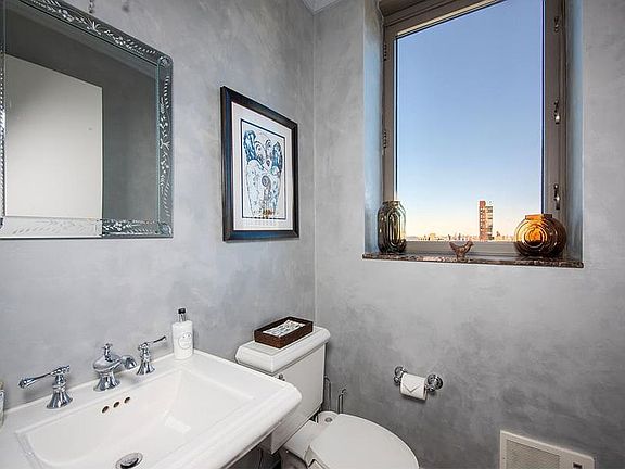 5th image of 2 Columbus Ave APT 35B