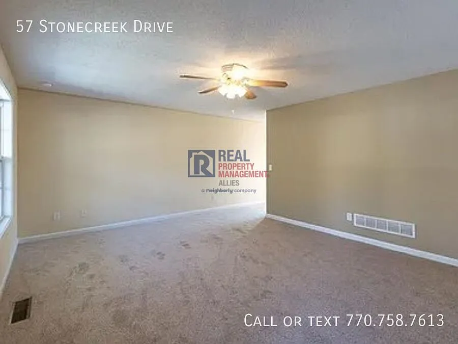 Creekside Manor Home — Photo 4