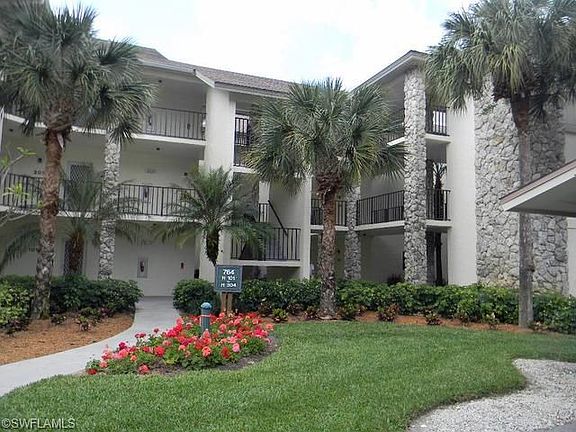 3rd image of 764 Eagle Creek Dr Unit 304